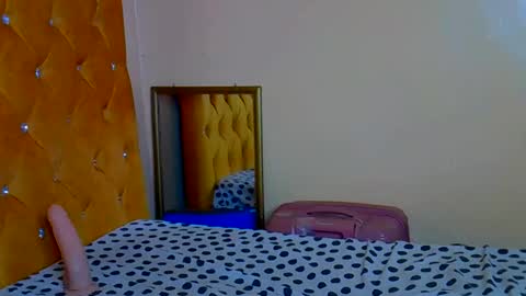 prettycandy0 online show from March 2026 04:22:02 PM