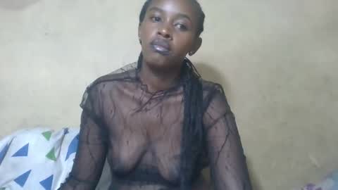 prettycarl_2 online show from October 2025 05:49:02 AM