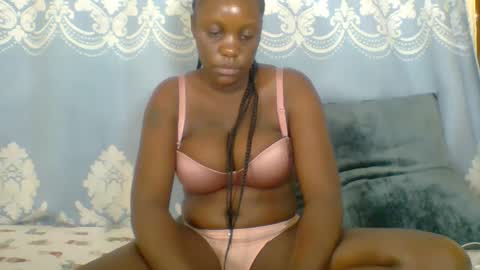 Snapshot of prettydarkskin002 chatting on February 2026 09:15:01 AM SHANIA online show from February 2026 09:15:01 AM