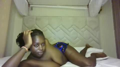 prettydulce online show from May 2026 03:22:01 AM