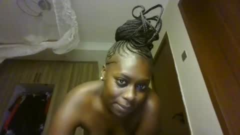 Snapshot of prettydulce chatting on July 2026 03:03:01 PM prettydulce online show from July 2026 03:03:01 PM