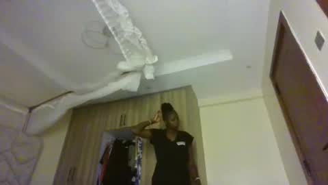Snapshot of prettydulce chatting on July 2026 03:10:01 AM prettydulce online show from July 2026 03:10:01 AM