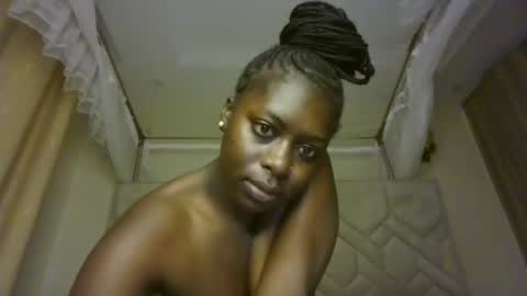 Snapshot of prettydulce chatting on July 2026 02:42:01 AM prettydulce online show from July 2026 02:42:01 AM