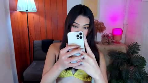 prettyhothugecock online show from January 2026 11:23:02 AM