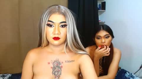 prettyiziets online show from February 2025 02:25:01 AM