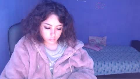 prettyjulliette online show from February 2025 10:35:01 AM