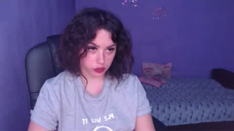 prettyjulliette online show from February 2025 02:32:01 PM
