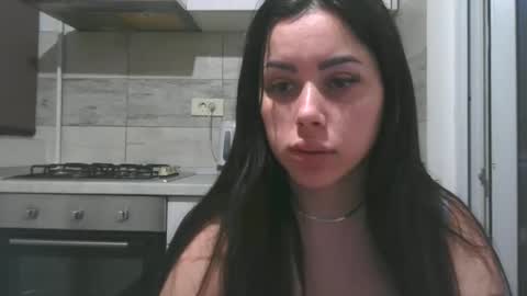Snapshot of prettyjulliette chatting on May 2026 05:32:01 PM prettyjulliette online show from May 2026 05:32:01 PM