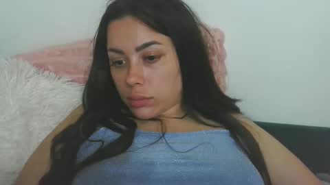 Snapshot of prettyjulliette chatting on May 2026 01:13:02 AM prettyjulliette online show from May 2026 01:13:02 AM