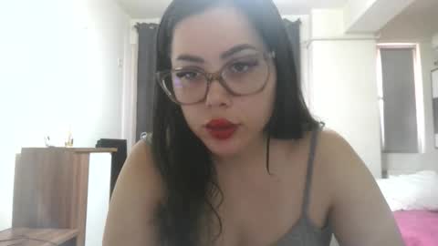 Snapshot of prettyjulliette chatting on June 2026 01:55:02 PM prettyjulliette online show from June 2026 01:55:02 PM