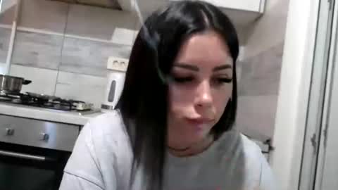 Snapshot of prettyjulliette chatting on July 2026 03:29:02 PM prettyjulliette online show from July 2026 03:29:02 PM