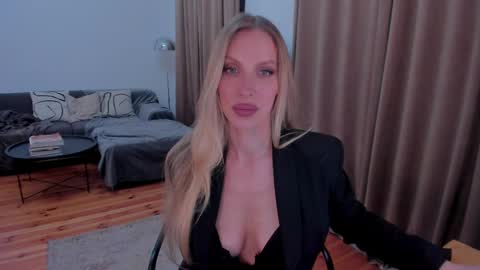 Snapshot of prettyk1ller chatting on May 2026 11:56:01 PM Eva online show from May 2026 11:56:01 PM