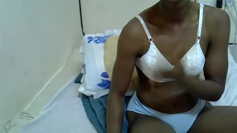 Pretty Queen online show from November 2025 09:52:02 AM