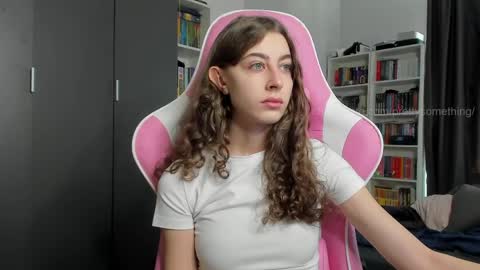 Sophie  next stream will be at Monday  i will wait you guys  online show from April 2026 06:36:02 AM