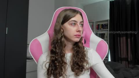 Snapshot of prettysomething chatting on May 2026 05:46:02 AM Sophie next stream will be at Monday i will wait you guys online show from May 2026 05:46:02 AM