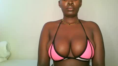 prettyvishy online show from February 2025 07:38:02 AM