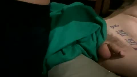 Snapshot of prettywildd chatting on December 2024 08:13:01 PM Pretty locos online show from December 2024 08:13:01 PM