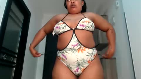 prettyxfreaky online show from June 2026 06:19:01 PM