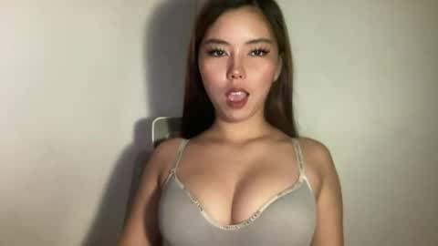 Snapshot of pricelessbeautyxxx chatting on July 2026 01:19:01 PM TINA online show from July 2026 01:19:01 PM