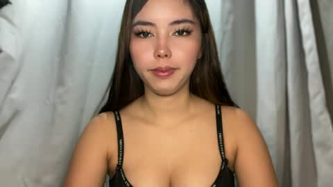 Snapshot of pricelessbeautyxxx chatting on July 2026 08:39:01 AM TINA online show from July 2026 08:39:01 AM