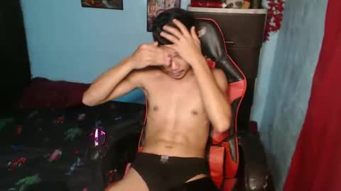 Snapshot of primohunterz chatting on November 2025 11:31:01 AM primohunterz online show from November 2025 11:31:01 AM