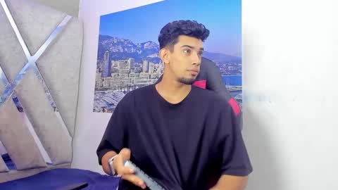 prince_arthur77 online show from December 2025 01:53:01 PM