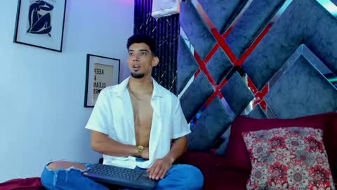 prince_arthur77 online show from April 2026 01:34:02 PM