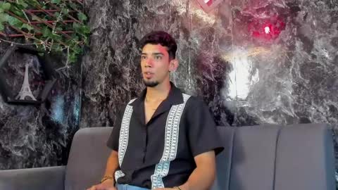 prince_arthur77 online show from June 2026 01:39:01 PM