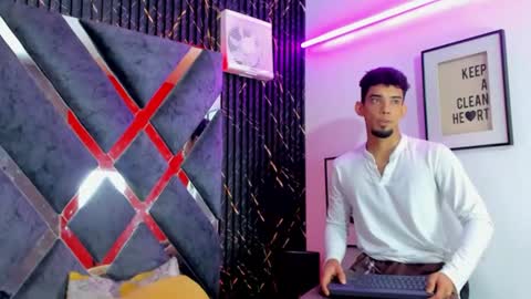 Snapshot of prince_arthur77 chatting on June 2026 01:53:02 PM prince_arthur77 online show from June 2026 01:53:02 PM