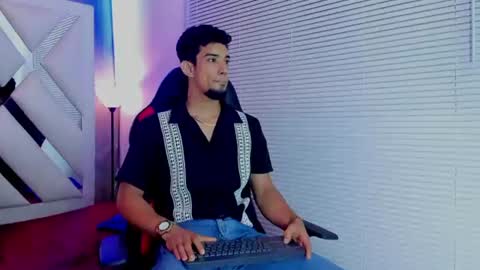 Snapshot of prince_arthur77 chatting on June 2026 01:59:01 PM prince_arthur77 online show from June 2026 01:59:01 PM