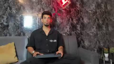 Snapshot of prince_arthur77 chatting on July 2026 01:59:01 PM prince_arthur77 online show from July 2026 01:59:01 PM
