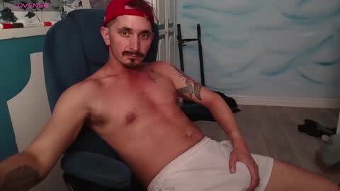 Snapshot of prince_raphael chatting on August 2026 12:08:02 PM Riffraff online show from August 2026 12:08:02 PM