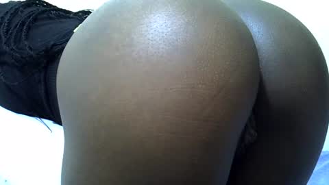 Snapshot of princess_0 chatting on June 2026 03:47:01 PM Princess online show from June 2026 03:47:01 PM