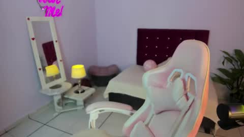 Paula Princess online show from September 2025 08:43:02 PM