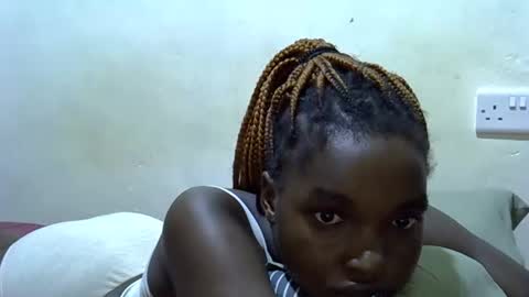 princess_scovia online show from December 2025 03:19:02 PM