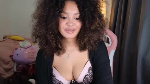 Snapshot of princessamberrrxo chatting on February 2025 04:29:01 PM Amber online show from February 2025 04:29:01 PM