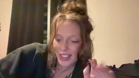Snapshot of princesscherries chatting on June 2026 03:39:02 AM Princess Cherry online show from June 2026 03:39:02 AM