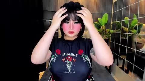 Snapshot of princesshugecummer chatting on February 2025 02:49:01 PM Astrid Ley online show from February 2025 02:49:01 PM