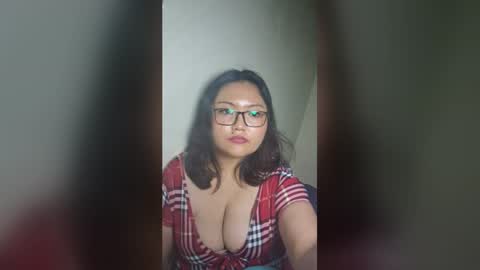 Snapshot of princesslilyrosie chatting on June 2026 09:08:01 AM Lily Rosie online show from June 2026 09:08:01 AM