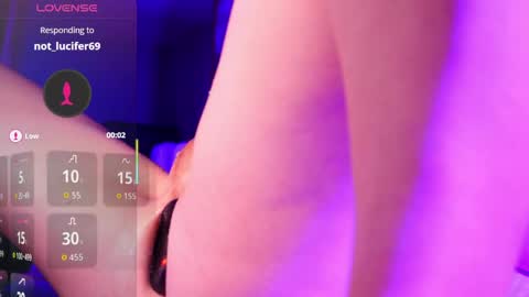 Snapshot of princessofyourdreams chatting on May 2026 05:37:01 AM Gwyndoline Moon online show from May 2026 05:37:01 AM