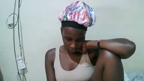 pritty_amber online show from April 2026 02:51:02 AM