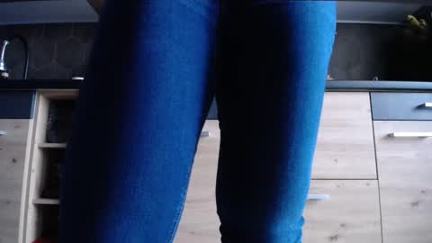 Space online show from November 2025 07:19:01 AM