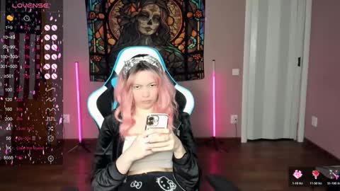 Di online show from December 2025 01:46:02 AM