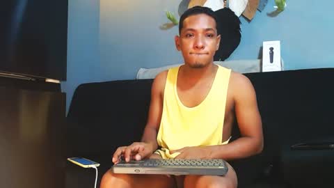 Grande y Gruesa online show from June 2026 10:01:02 PM