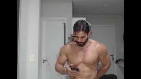 promuscles4u online show from January 2026 12:37:01 AM