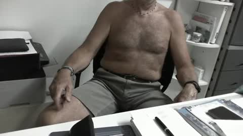 Snapshot of proplan chatting on August 2026 04:54:02 PM mature hairy guy online show from August 2026 04:54:02 PM