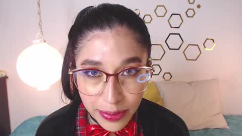 Adris  Juan online show from December 2025 04:06:01 AM