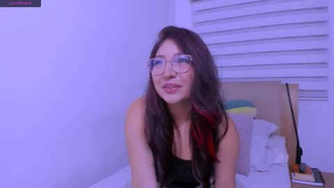 Mara online show from October 2025 05:48:02 AM