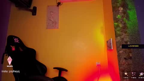 Snapshot of psyheya chatting on December 2024 03:58:01 PM LUCY ----- online show from December 2024 03:58:01 PM