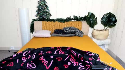 puffybun online show from January 2025 10:49:02 PM